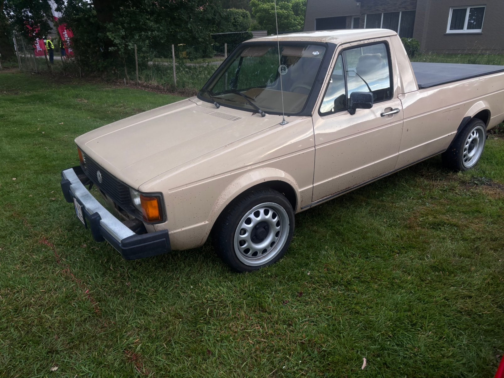 vw caddy mk 1  rabbit pick up  benzine 1981, Auto's, Voorwielaandrijving, 4 cilinders, Beige, Particulier