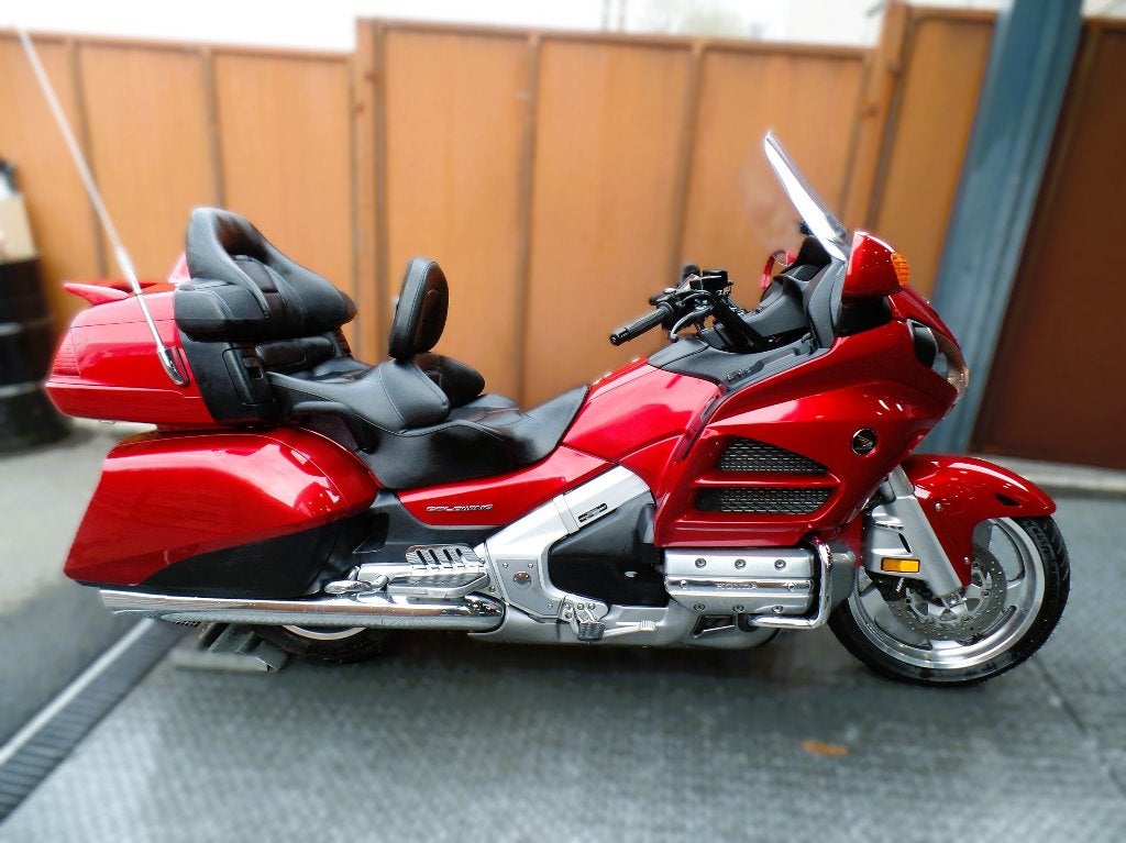 goldwing 1800cm³ abs  2014 état proche du neuf 64884km, Motos, Permis Moto A, Entreprise, Plus de 35 kW, Neuf