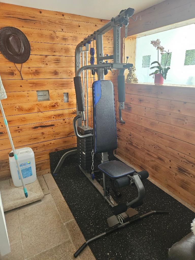 Salle de sport polyvalente Domyos HG Compact, Sports & Fitness, Appareils de fitness, Comme neuf, Centrale électrique, Bras, Jambes
