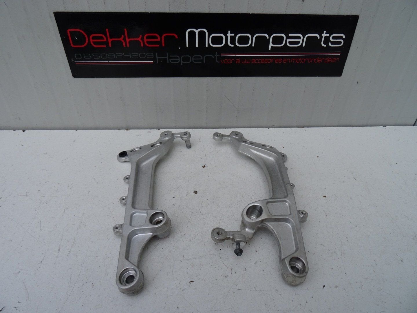 Motorblok ophang steunen Aprilia Tuareg 660 2022-2023-2024, Motoren, Onderdelen | Overige, Ophalen of Verzenden, -, -, -