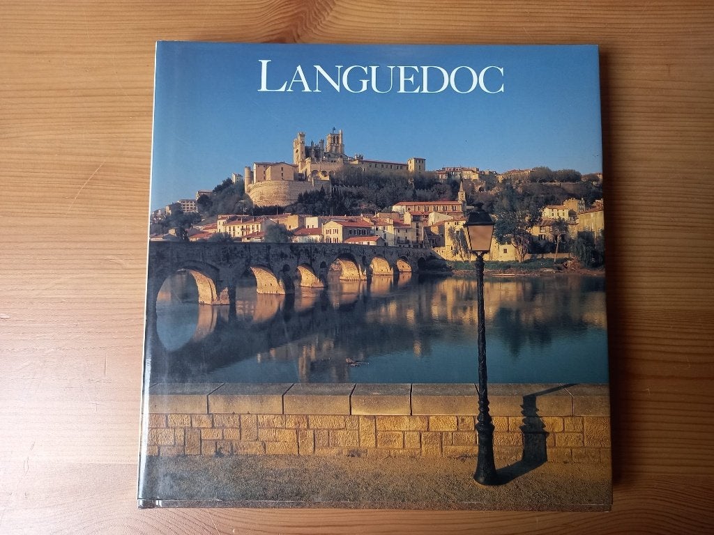 Languedoc, Europa, Reisgids of -boek, Ophalen, Gelezen