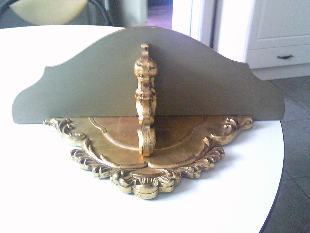 houten conzool, Ophalen