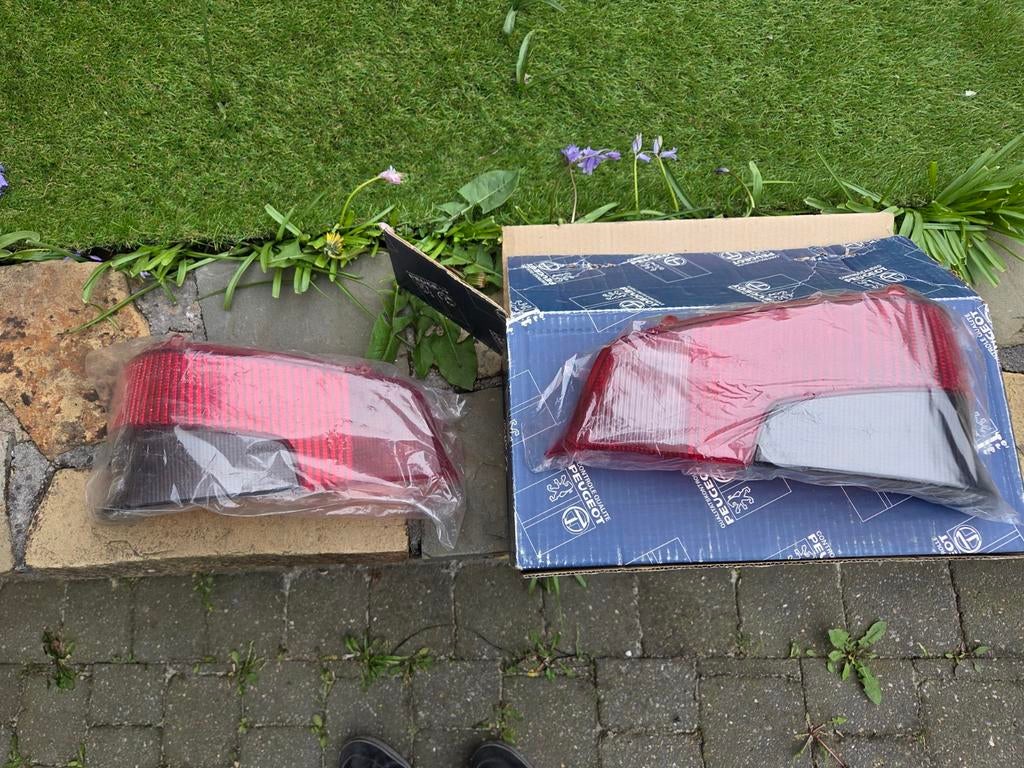 Peugeot 106 set achterlichtglazen PMMA nieuw, Auto-onderdelen, Verlichting, Ophalen of Verzenden, Peugeot