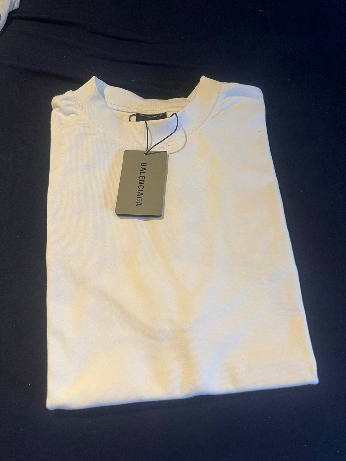 Balenciaga T-shirt wit met roze logo, Ophalen of Verzenden, Zo goed als nieuw, Maat 52/54 (L), Wit