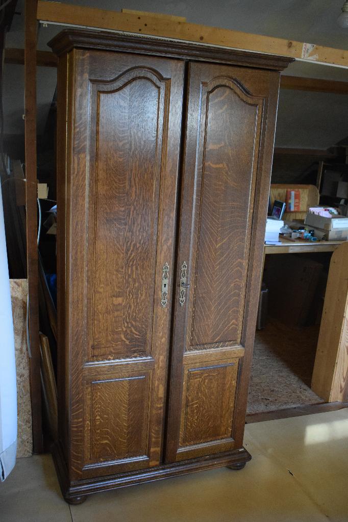 Armoire bibliothèque, Enlèvement, Utilisé
