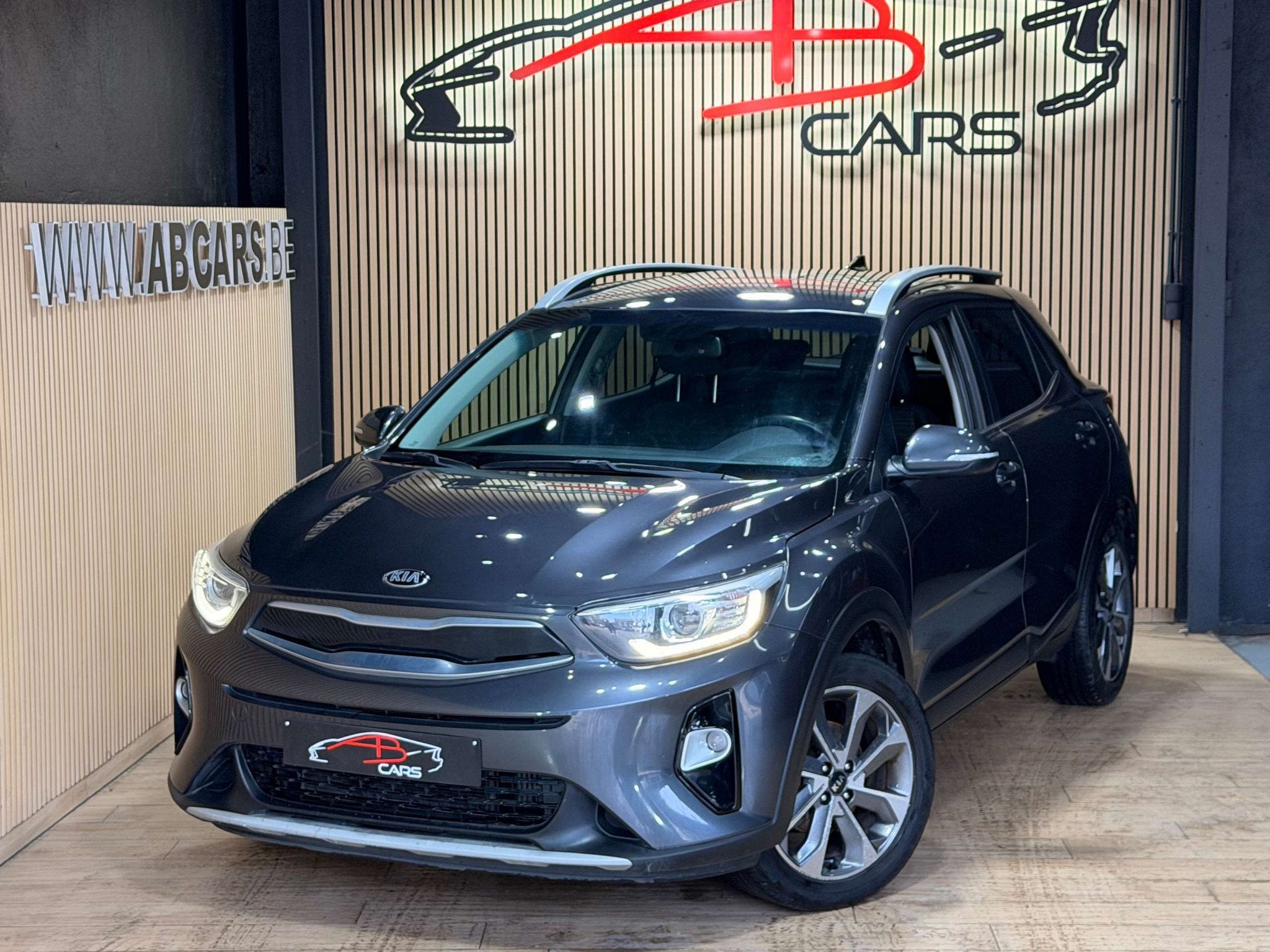 Kia Stonic 1.0 T * GARANTIE 12 MOIS * 1ER PROPRIETAIRE *, Argent ou Gris, Achat, 998 cm³, Euro 6