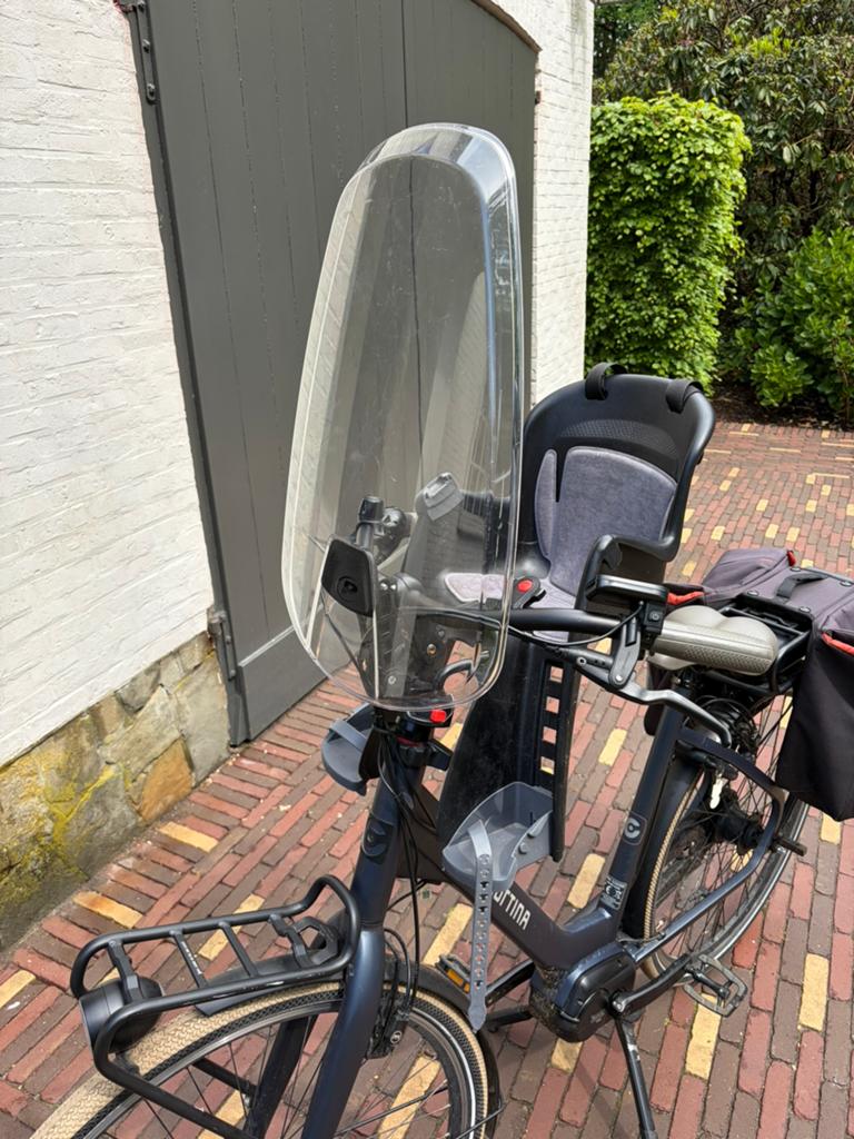 Fietsstoel met windscherm afneembaar, Ophalen, Zo goed als nieuw