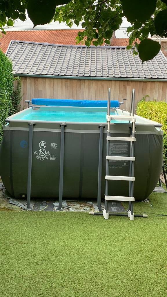 Zwembad Intex 274 cm x 549 cm met warmtepomp, Tuin en Terras, Gebruikt, 200 tot 300 cm, Rechthoekig, Ophalen