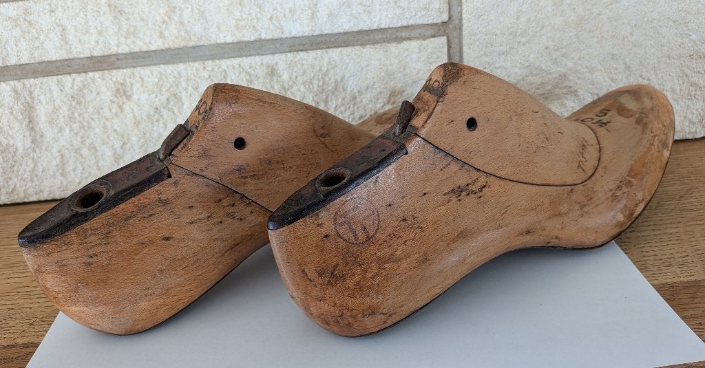 1 paar antiek houten schoenleesten (mallen), Antiek en Kunst, Ophalen