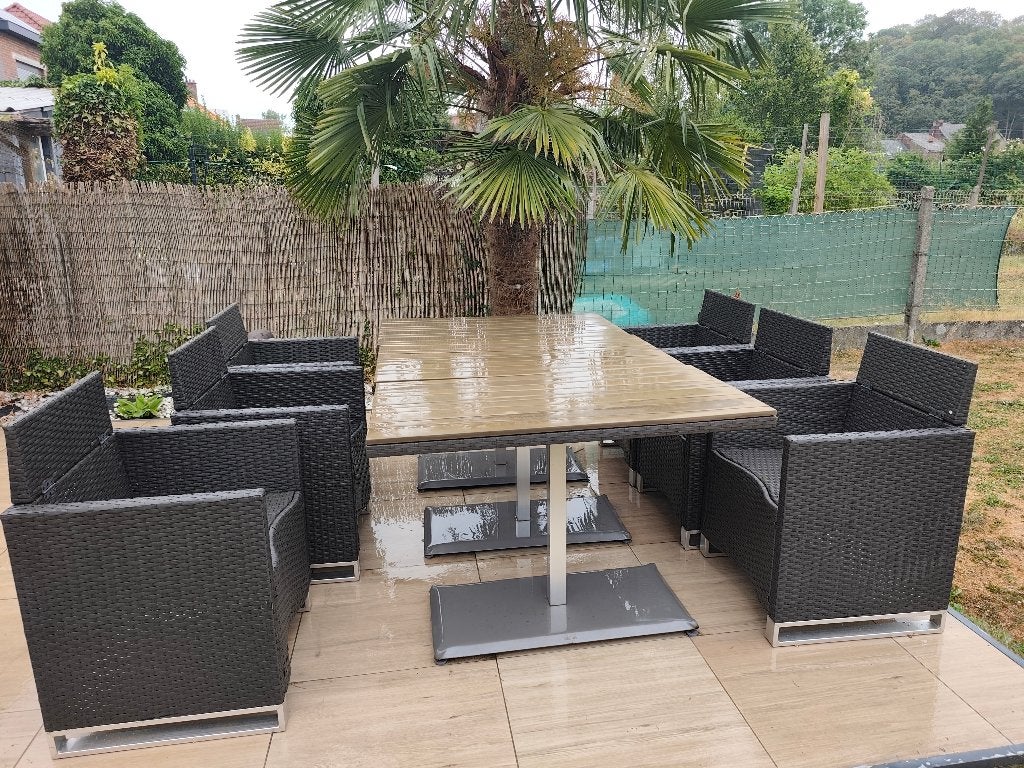 Table de jardin avec fauteuil en rotin, Enlèvement, Utilisé, Rotin