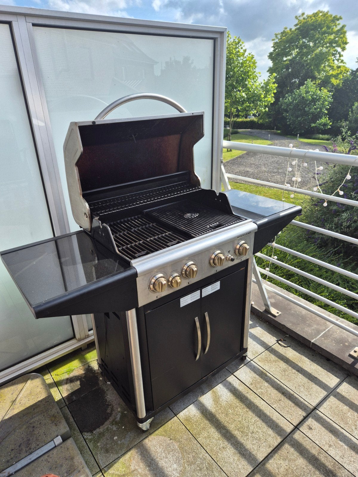 Outdoorchef Auckland 4 gasbarbecue + gasfles + afdekhoes, Ophalen, Gebruikt, Outdoor chef