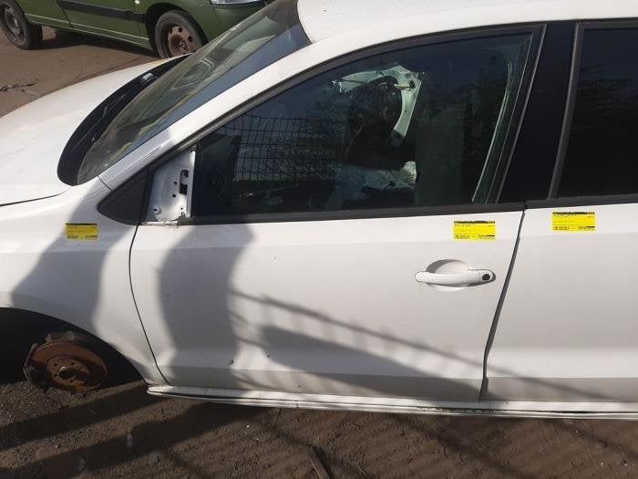 Portière 4portes avant gauche d'un Volkswagen Polo, Autos : Pièces & Accessoires, -, Volkswagen, -, 3 mois de garantie