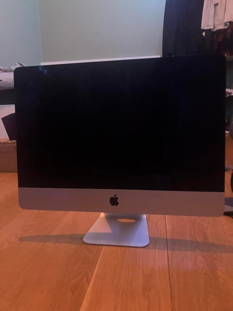 iMac apple 21,5 inch 2014, Informatique & Logiciels, Apple Desktops, IMac, Moins de 2 Ghz, Enlèvement, Utilisé