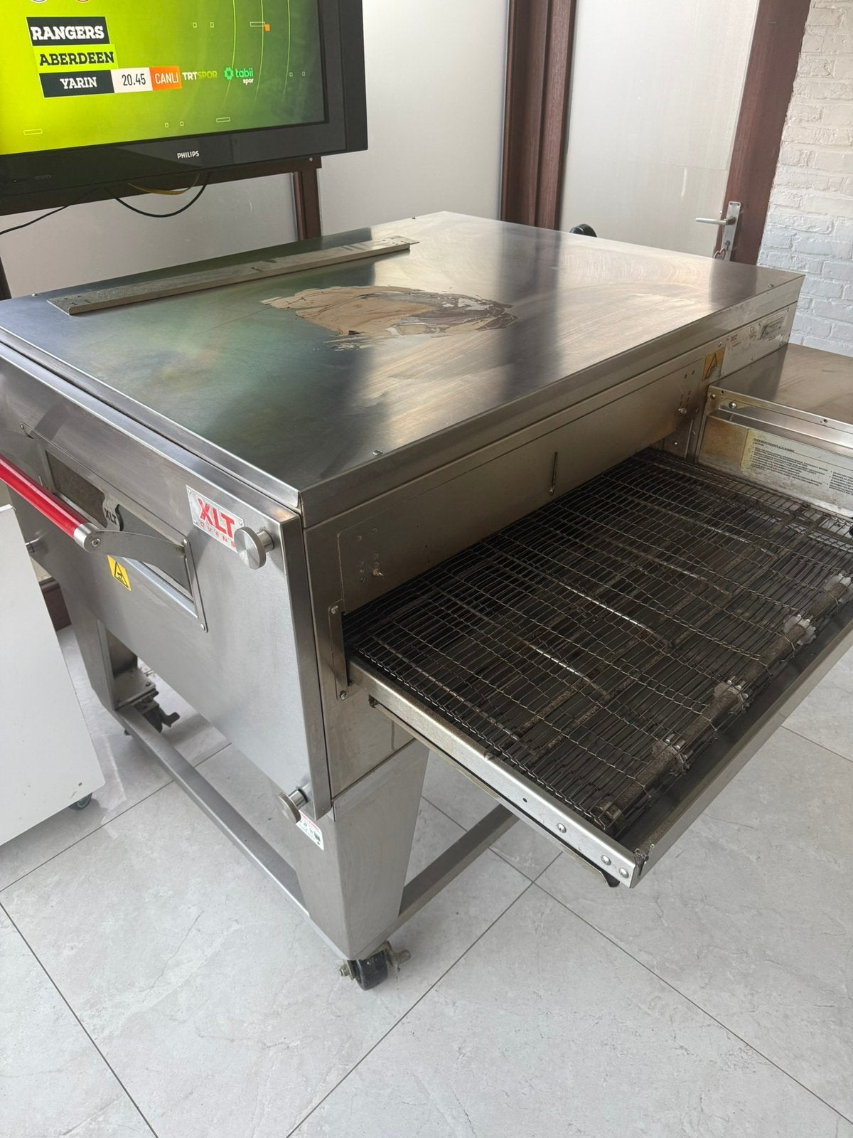 Professionele XLT pizza oven (band 81 cm) – horeca, Enlèvement, Fours, Fours à micro-ondes et Fours à vapeur