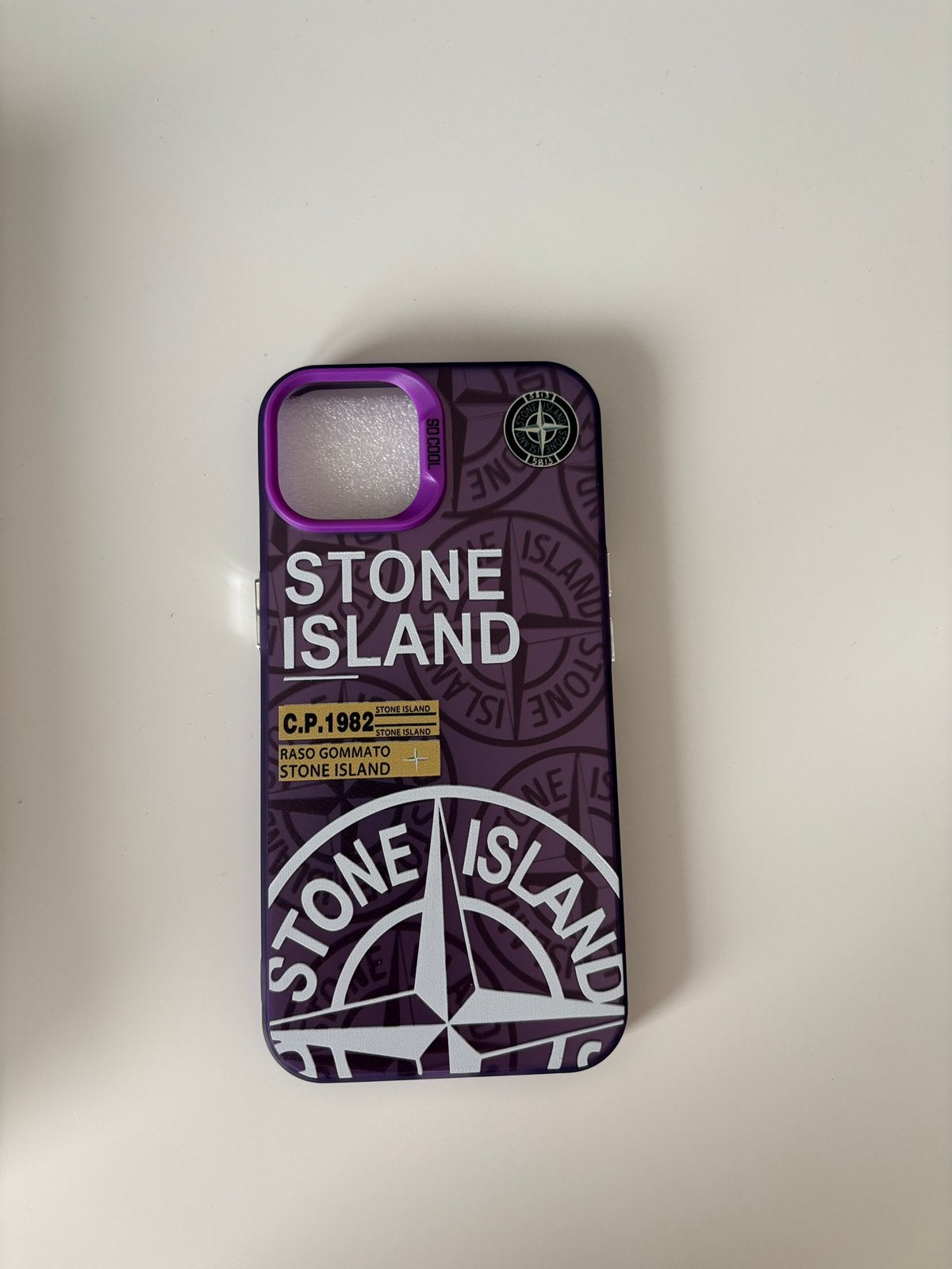 Coque stone island iphone 13, Télécoms, Neuf, IPhone 13, Violet, Enlèvement ou Envoi