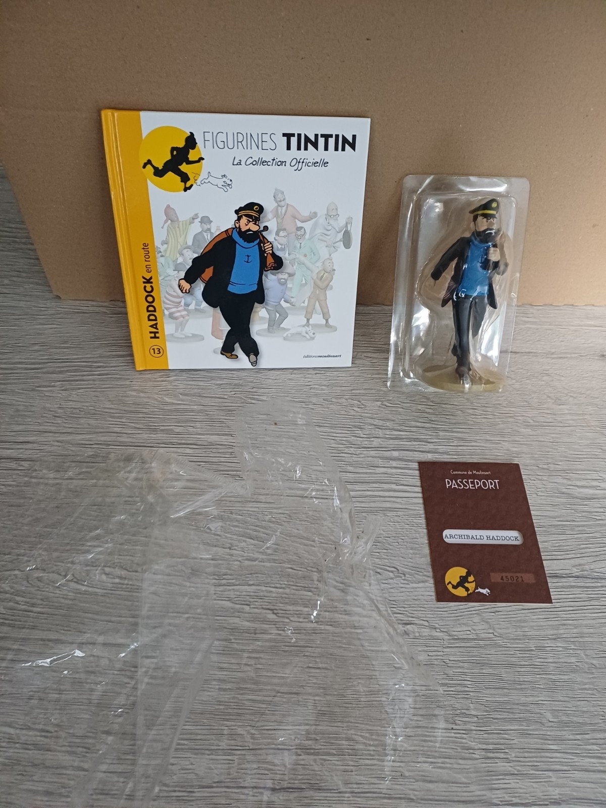Figurine Haddock en route 13 Tintin, Collections, Enlèvement ou Envoi, Tintin, Comme neuf, Statue ou Figurine