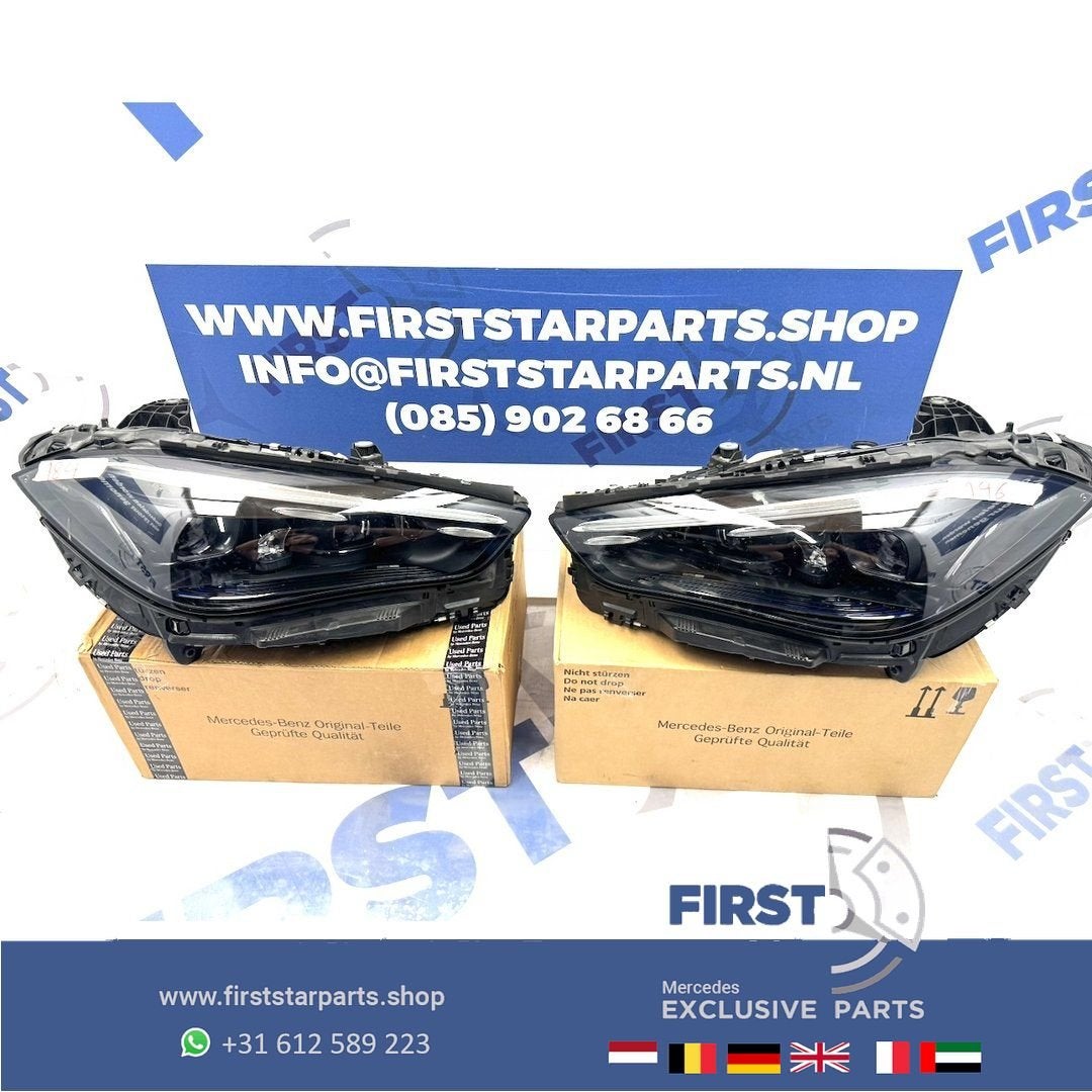 W236 C236 A236 CLE LED DIGITAL LIGHT KOPLAMP SET LINKS RECHT, Utilisé, -, -, Enlèvement ou Envoi