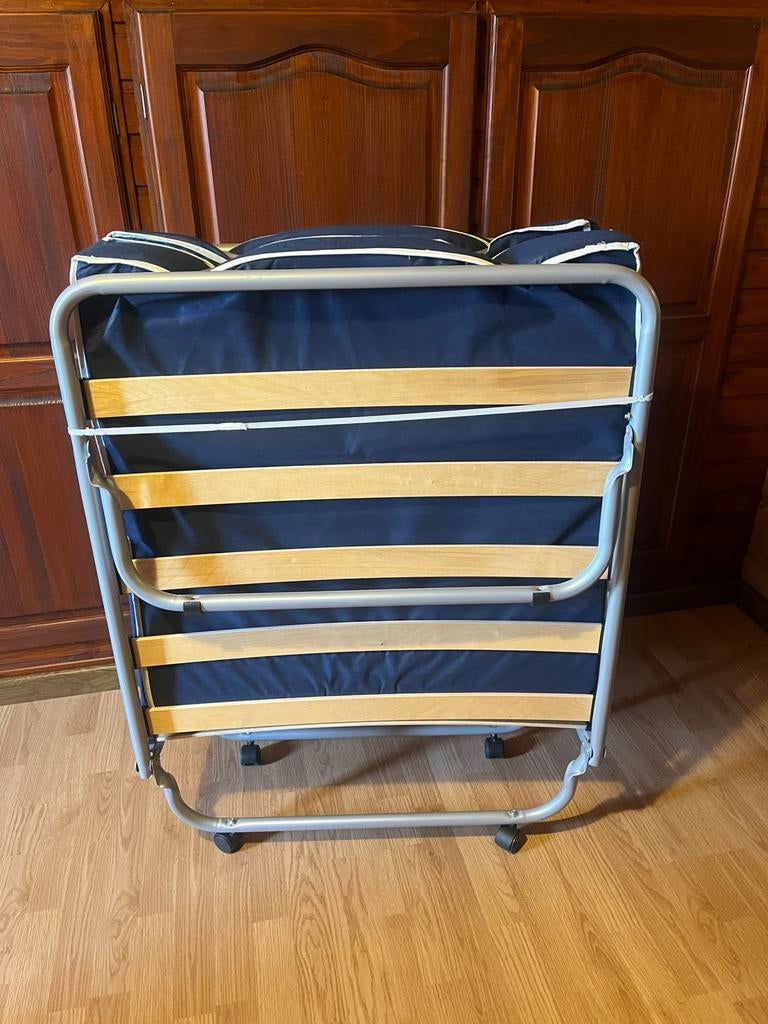 Plooibed, Huis en Inrichting, Ophalen, Zo goed als nieuw