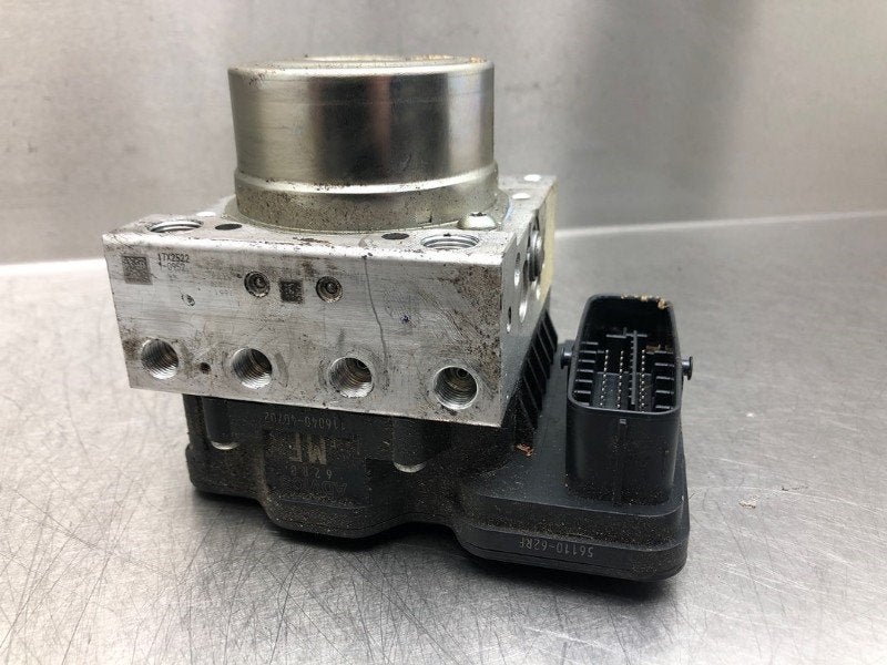 BLOC ABS (FREINS ANTI-BLOCAGE) Ignis (MF) (|11604040702|), Utilisé, Suzuki