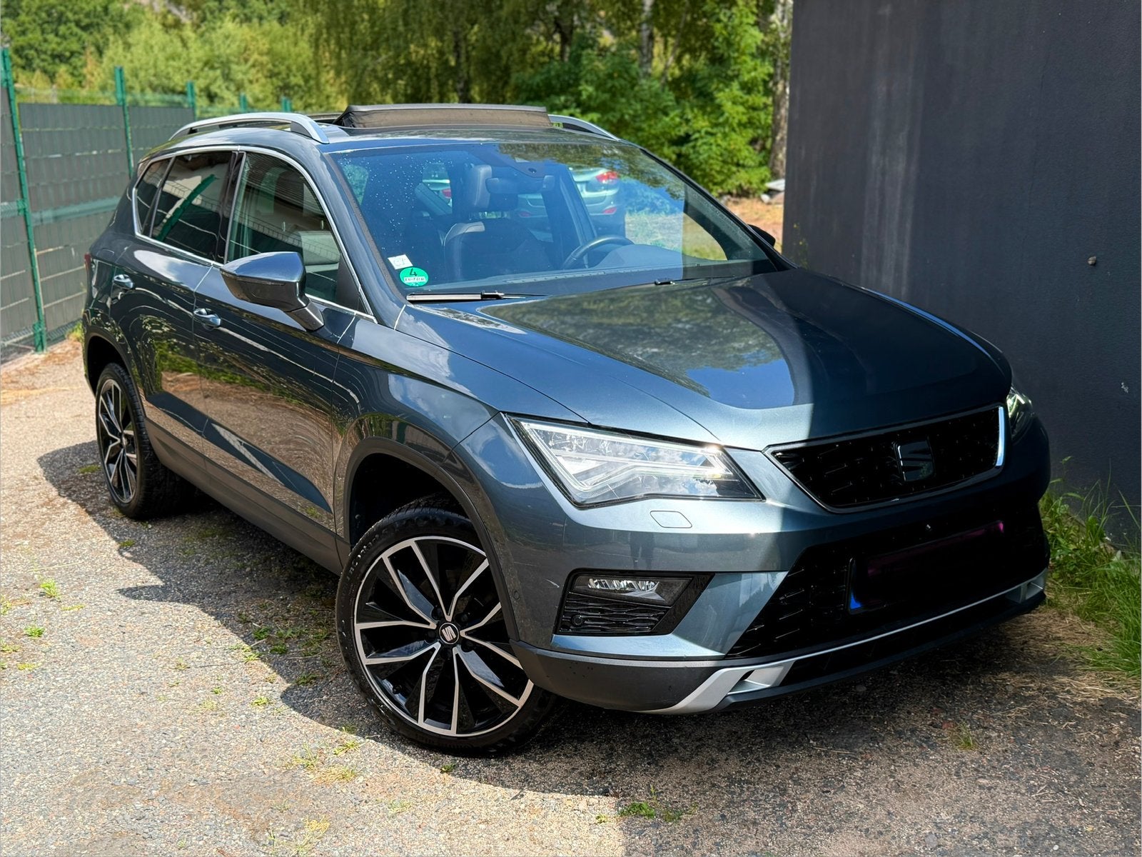 Seat Ateca 1.5l FSI 150 DSG/KEYLESS/PANO ROOF/CarPlay/1ER, Auto's, 4 cilinders, Leder, 1375 kg, 5 zetels