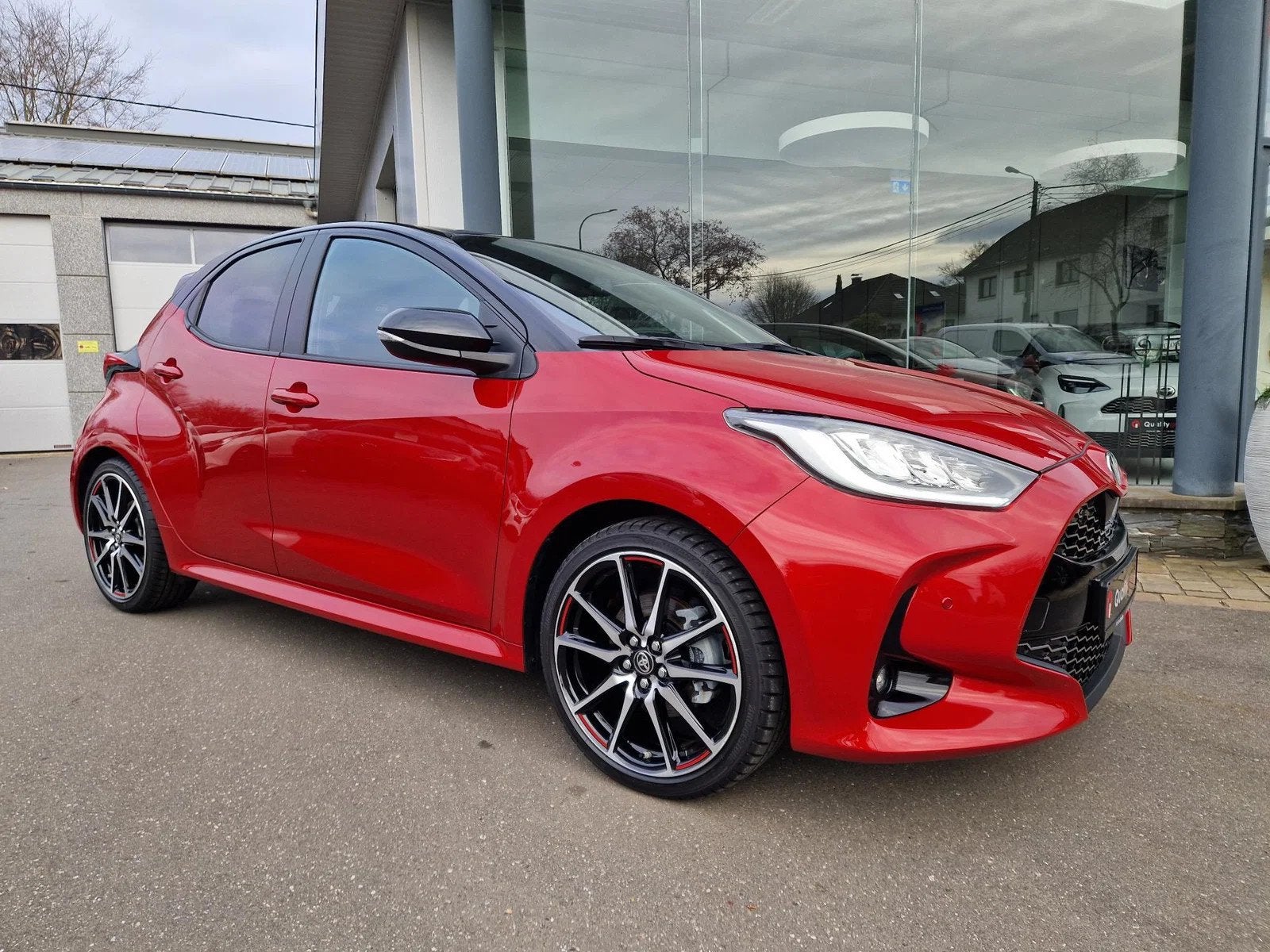 Toyota Yaris GR Sport (bj 2023, automaat), Automaat, Gebruikt, Euro 6, 450 kg