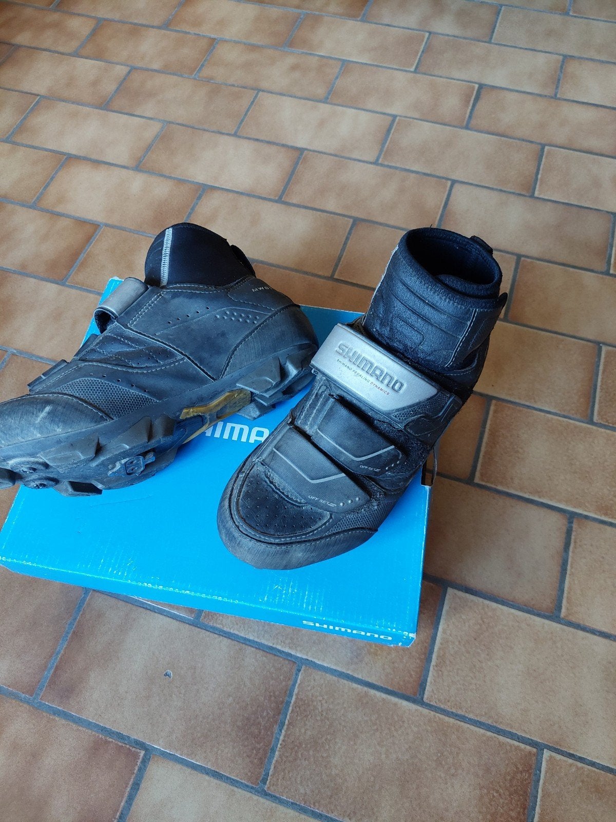 chaussures de cyclisme d'hiver Shimano taille 40, Enlèvement