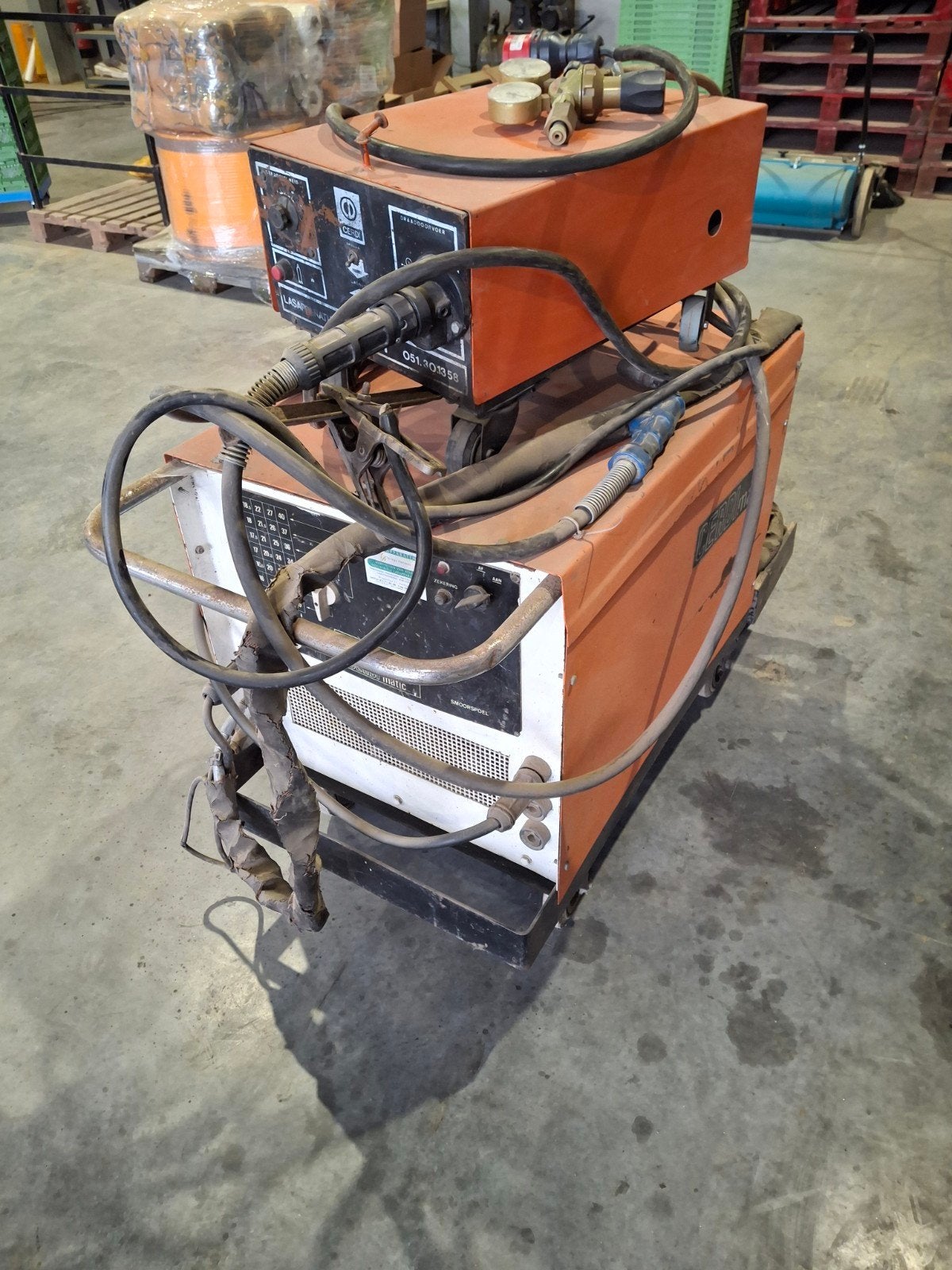 Halfautomaat cerdi matic 300A, Bricolage & Construction, Enlèvement