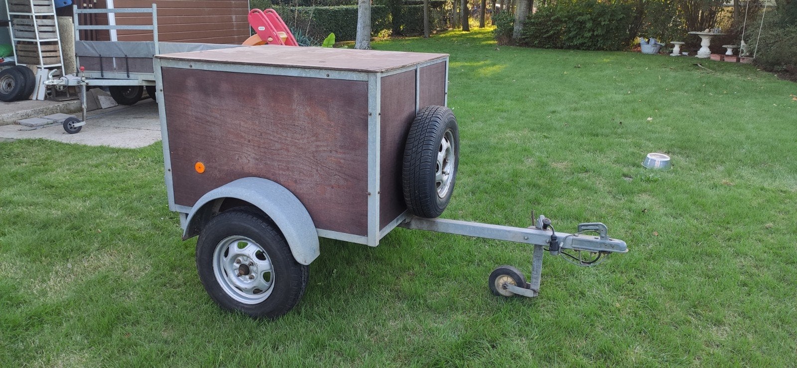 Honden aanhangwagen/remork, Ophalen