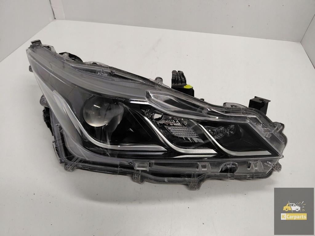 81110-02T31-00, lentille LED droite pour Toyota Corolla E21, Autos : Pièces & Accessoires, Éclairage, Info@toyota.co.jp, Toyota Motor Corporation