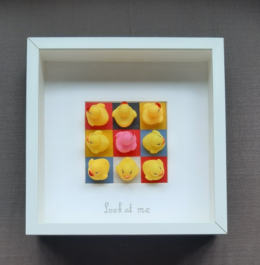 Desingobject: "Look at me ", Ophalen, 28 cm, Meerkleurig, Wanddecoratie