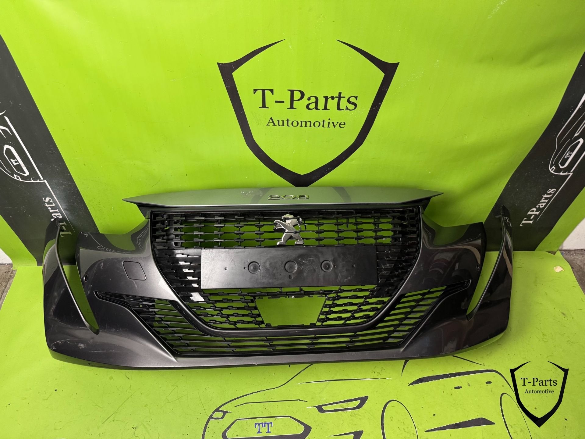 Pare-chocs avant Peugeot 208 GT Line, calandre, 19+, 6 broch, Autos : Pièces & Accessoires, Taurusavenue 1
2132 LS  Hoofddorp, NL