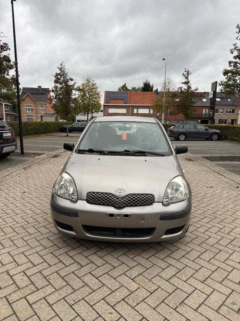 Toyota Yaris automaat met weinig km, gekeurd, Auto's, Automaat, https://public.car-pass.be/verify/4678-5062-6167#, Bedrijf, 5 zetels