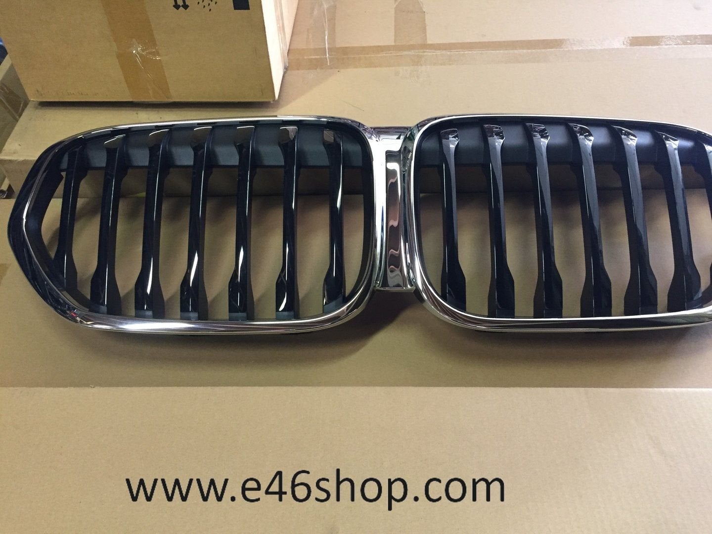 GRILLE NIEREN BMW X1 F48 NIEUW OE 51138493450, Neuf, -, -, Enlèvement ou Envoi