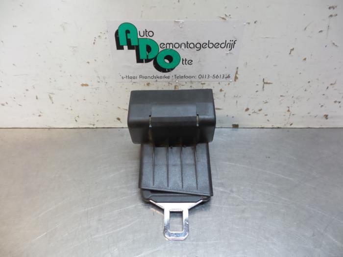 Ceinture de sécurité arrière centre d'un BMW 7-Serie (7-S, -, 3 mois de garantie, Utilisé, -