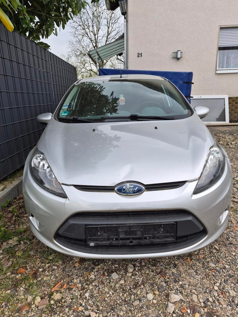 Ford fiesta 2010 149000km roule très bien contrôle ok, Autos, Achat
