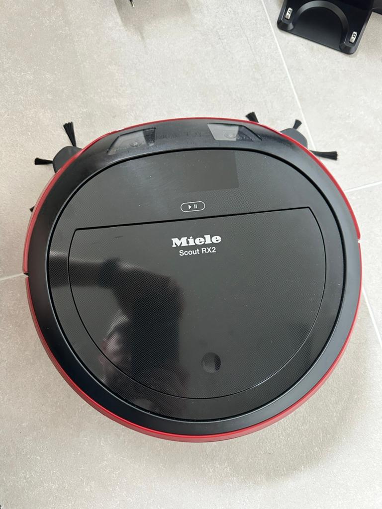 Miele Robot Stofzuiger Scout RX2, Elektronische apparatuur, Ophalen, Zo goed als nieuw, Robotstofzuiger, Miele