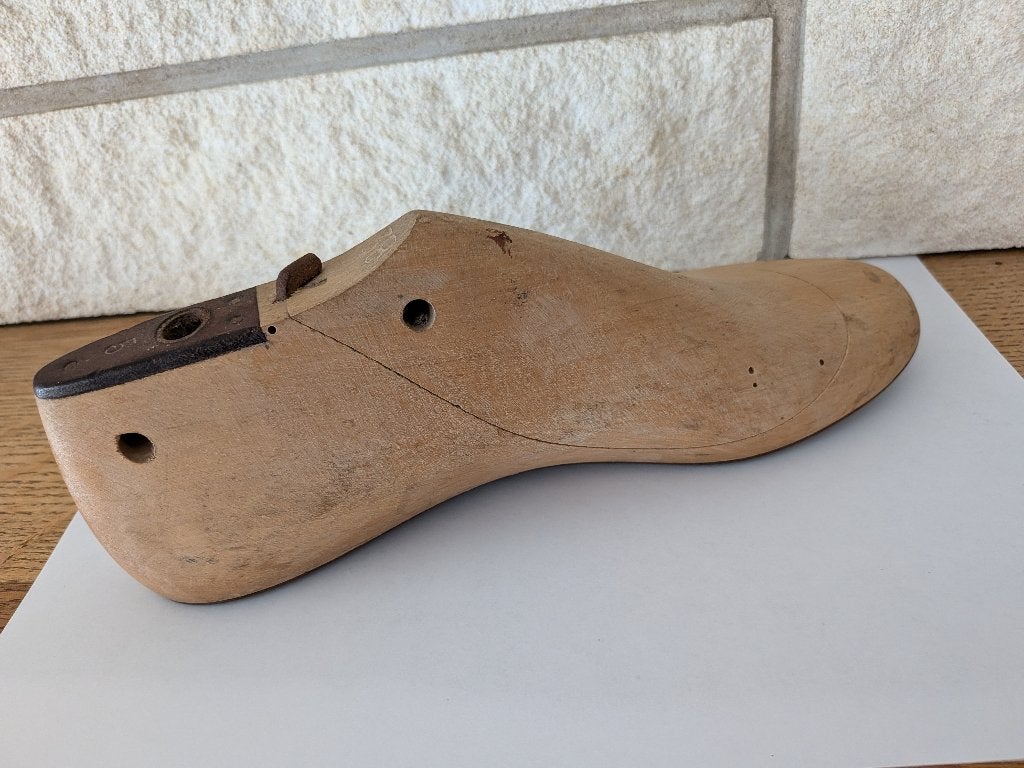 1 antiek houten schoenmal, Antiek en Kunst, Ophalen