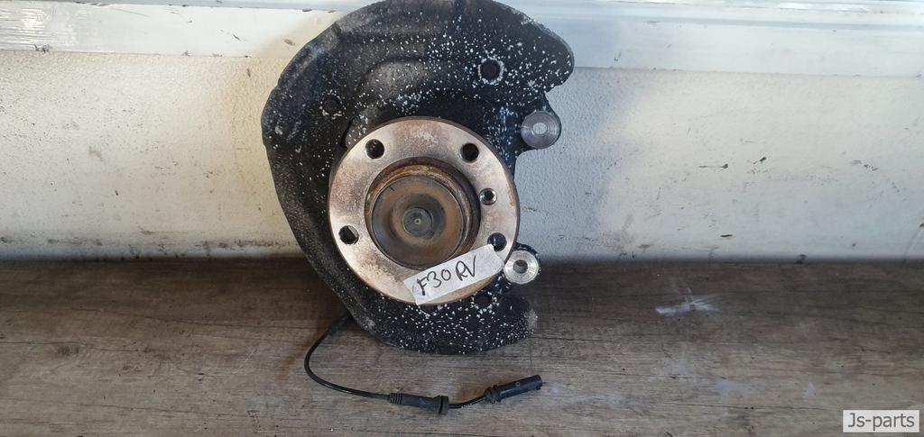 Wielnaaf linksvoor BMW 3-serie F30 318d, -, Utilisé, -, Enlèvement ou Envoi