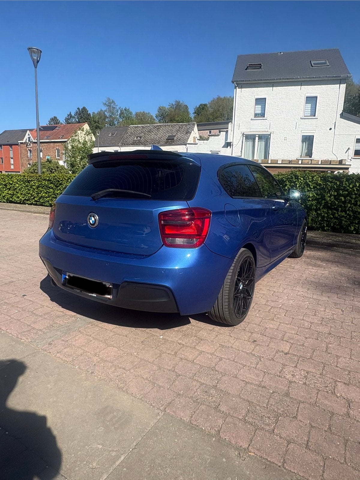 BMW Série 1 114i Pack M, Auto's, Zwart, 4 cilinders, Blauw, Alcantara