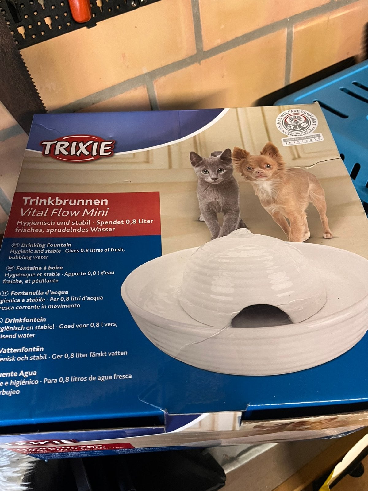 Drinkfontein, Dieren en Toebehoren, Kattenvoerbakken en Drinkbakken, Ophalen, Zo goed als nieuw