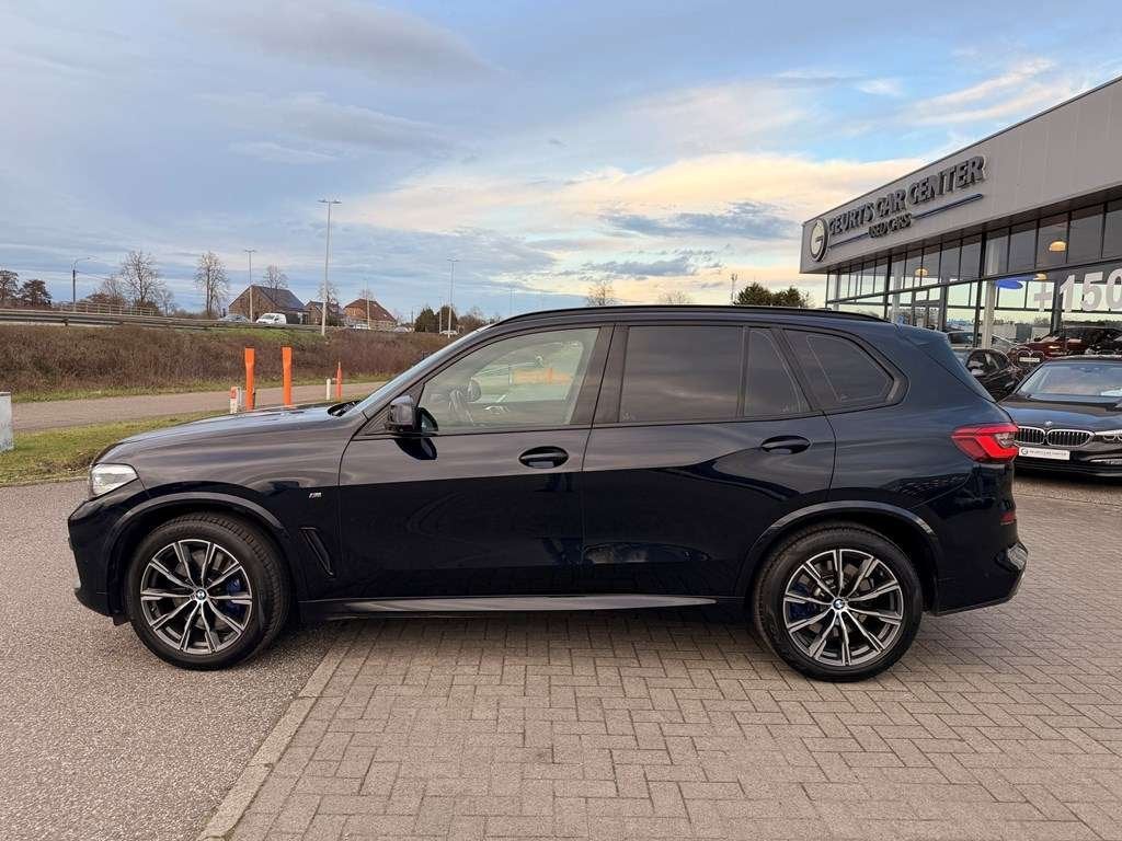 BMW X5 M-PACK xDrive30d - LICHTE VRACHT - BTW Aftrekbaar, Auto's, Automaat, 2993 cc, Blauw, 159 g/km