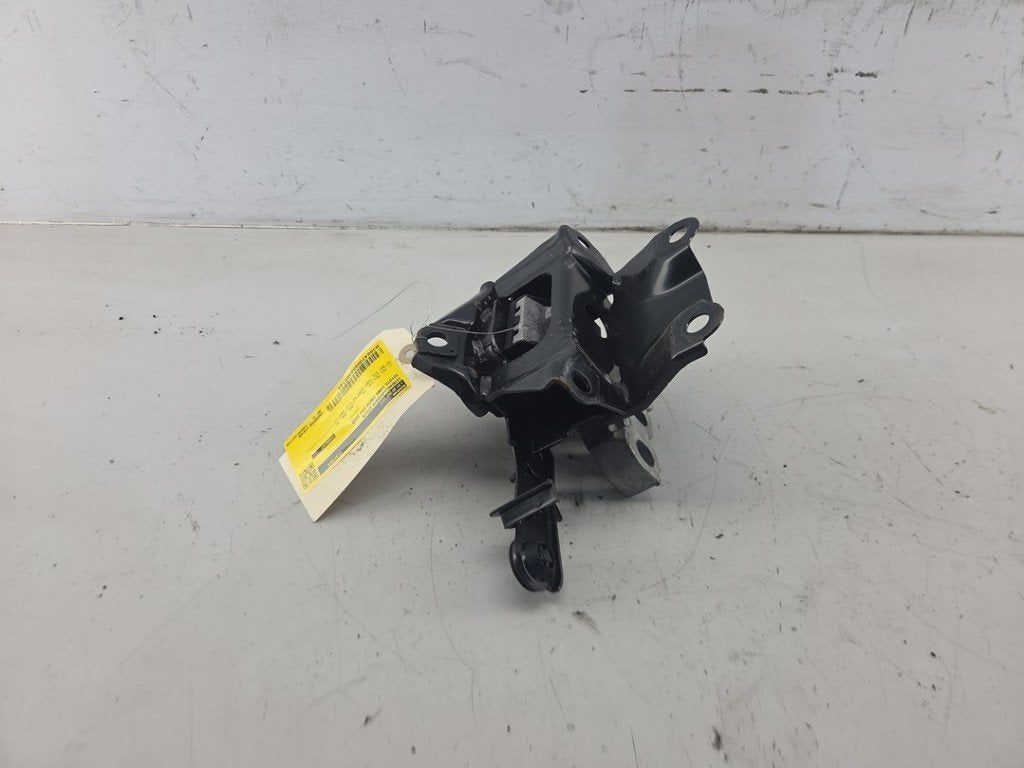 SUPPORT BOITE DE VITESSES Toyota Yaris Cross (PB1 / PJ1), Kundenbetreuung@toyota.de, Toyota, Utilisé, Toyota-Allee 2
50858  Köln, DE