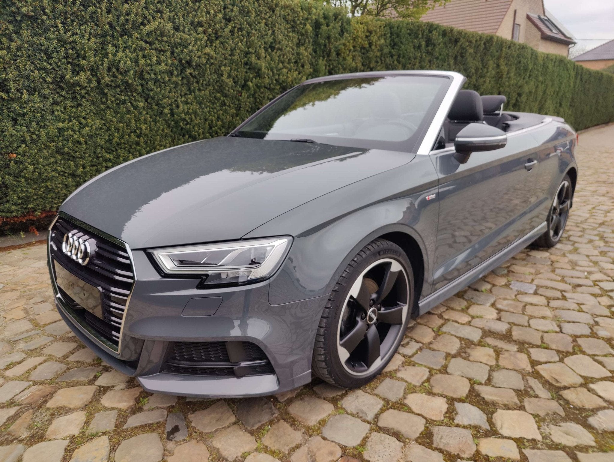 Audi A3 A3 Cabriolet 35 TFSI ACT Sport S tronic *S-line*, Argent ou Gris, Achat, Entreprise, Cabriolet