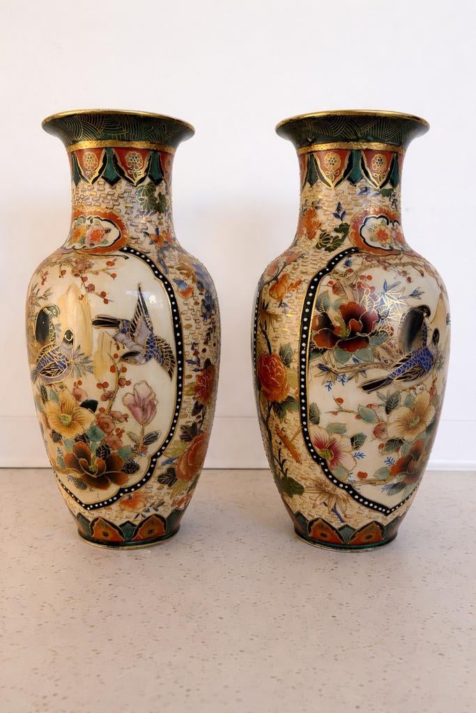 Deux vases, Antiquités & Art, Enlèvement