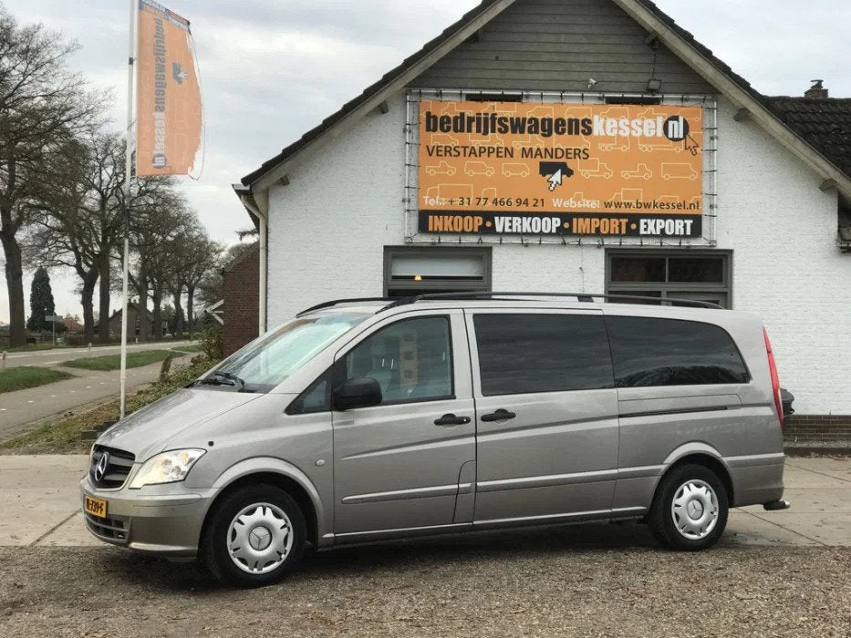 Mercedes-Benz Vito 113 CDI Aut. L2 Begrafenisauto Rouwauto L, Auto's, Achterwielaandrijving, Gebruikt, Zwart, 2000 kg