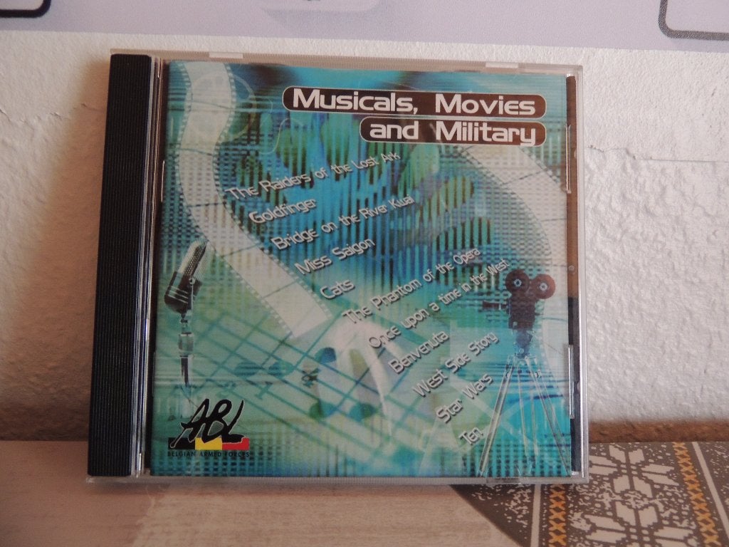 CD - Musicals, Movies and Military, Cd's en Dvd's, Cd's | Filmmuziek en Soundtracks, Ophalen