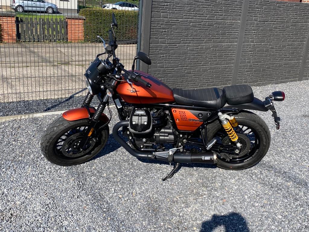 MOTO GUZZI V9 BOBBER SPORT 2020, Motoren, Motoren | Moto Guzzi, Particulier, Sport, meer dan 35 kW, 2 cilinders, Motorrijbewijs A