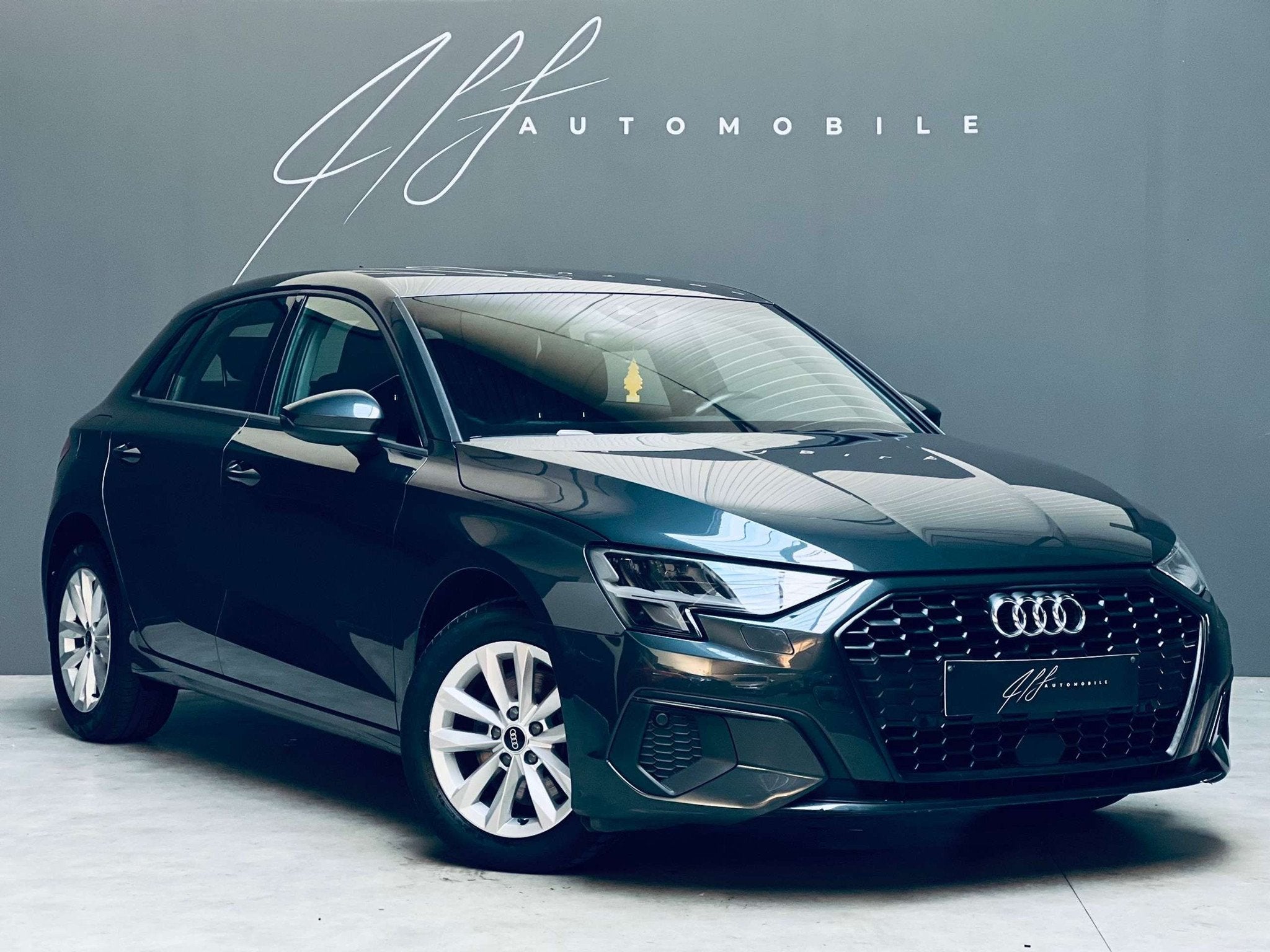Audi A3 Sportback 30 TDi *AUTOMATIQUE*CARPLAY*CARNET COMPLET, Autos, 121 g/km, Argent ou Gris, Achat, Euro 6
