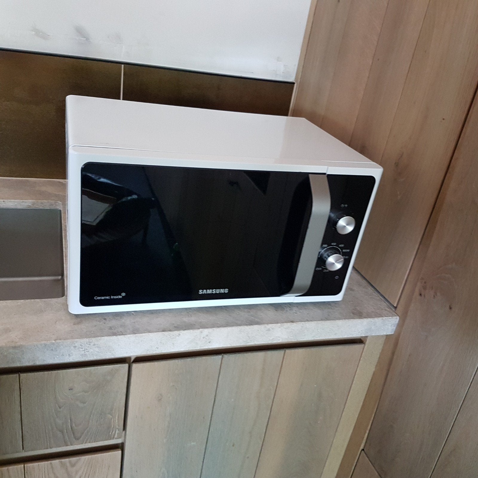 microgolfoven met grill samsung, Elektronische apparatuur, Microgolfovens, Ophalen, Microgolfoven, Grill, Zo goed als nieuw