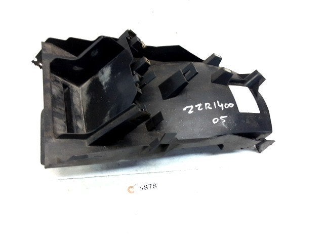 ZZR1400 2005 - 2011 Kawasaki Batterijbak D1-48435